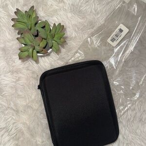 Black Tablet Carrying Case